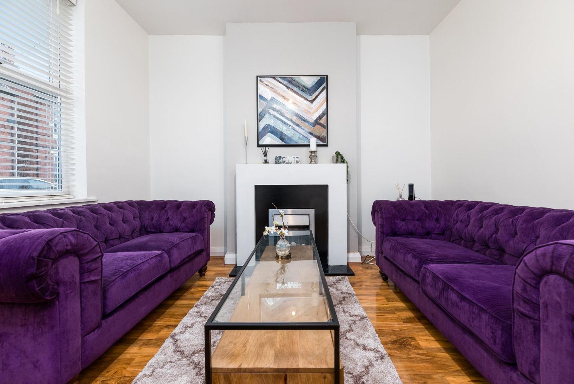 4 Bed House, Ng7 - Spacious&stylish - Free Parking Holiday home *