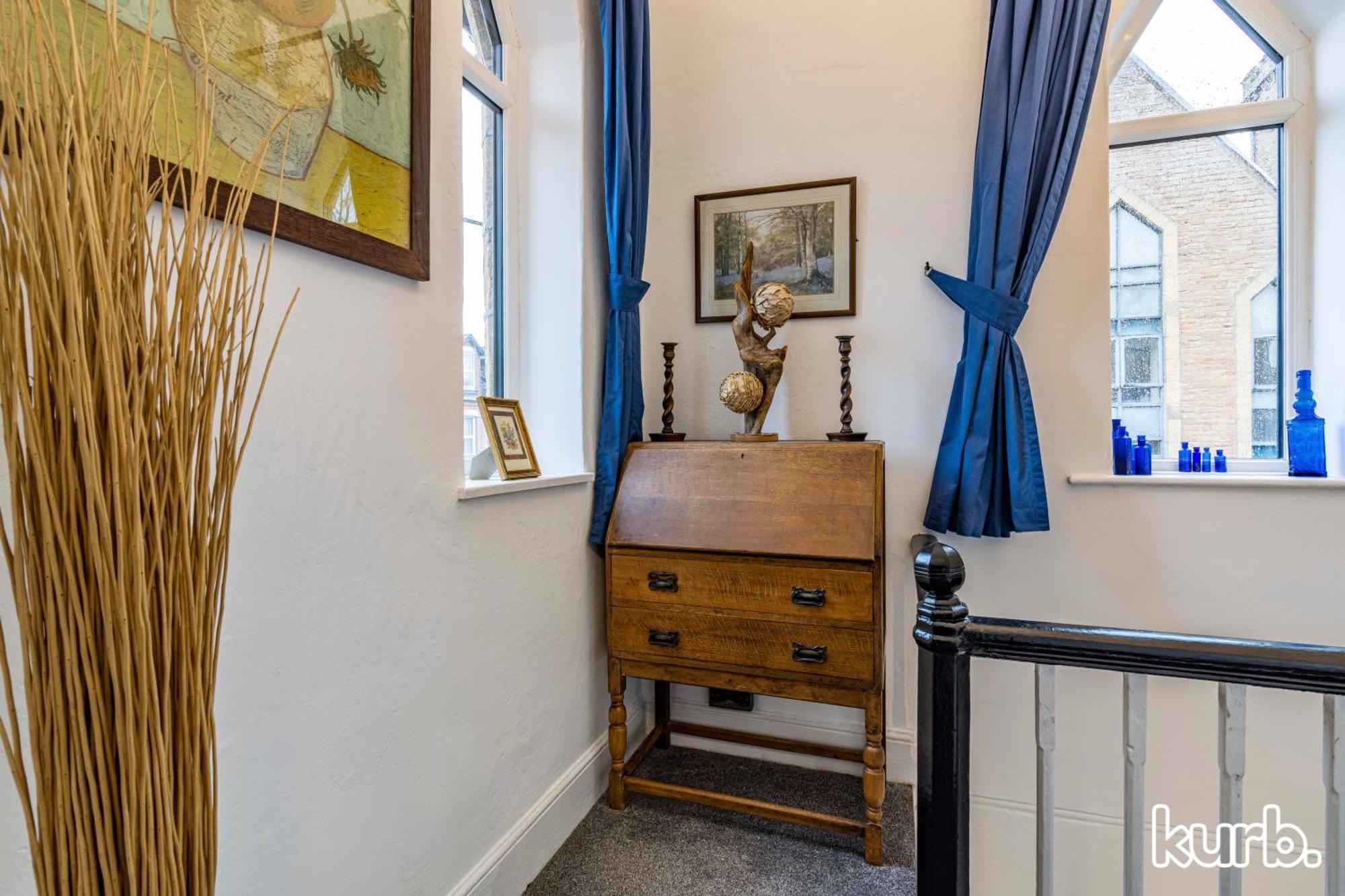 The Church House - 3 Bedroom House + Free Parking Holiday home Nottingham