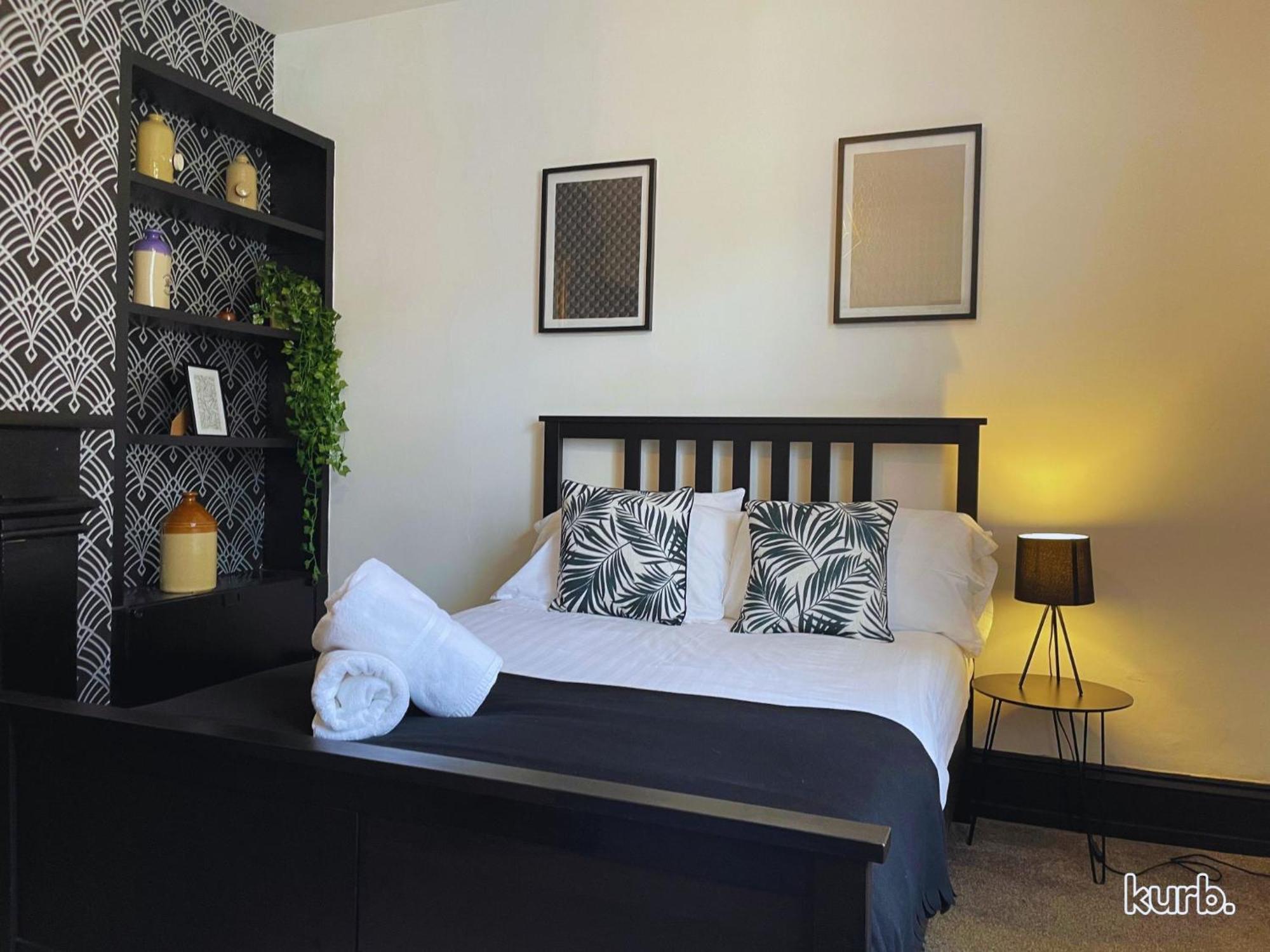 Holiday home The Church House - 3 Bedroom House + Free Parking *