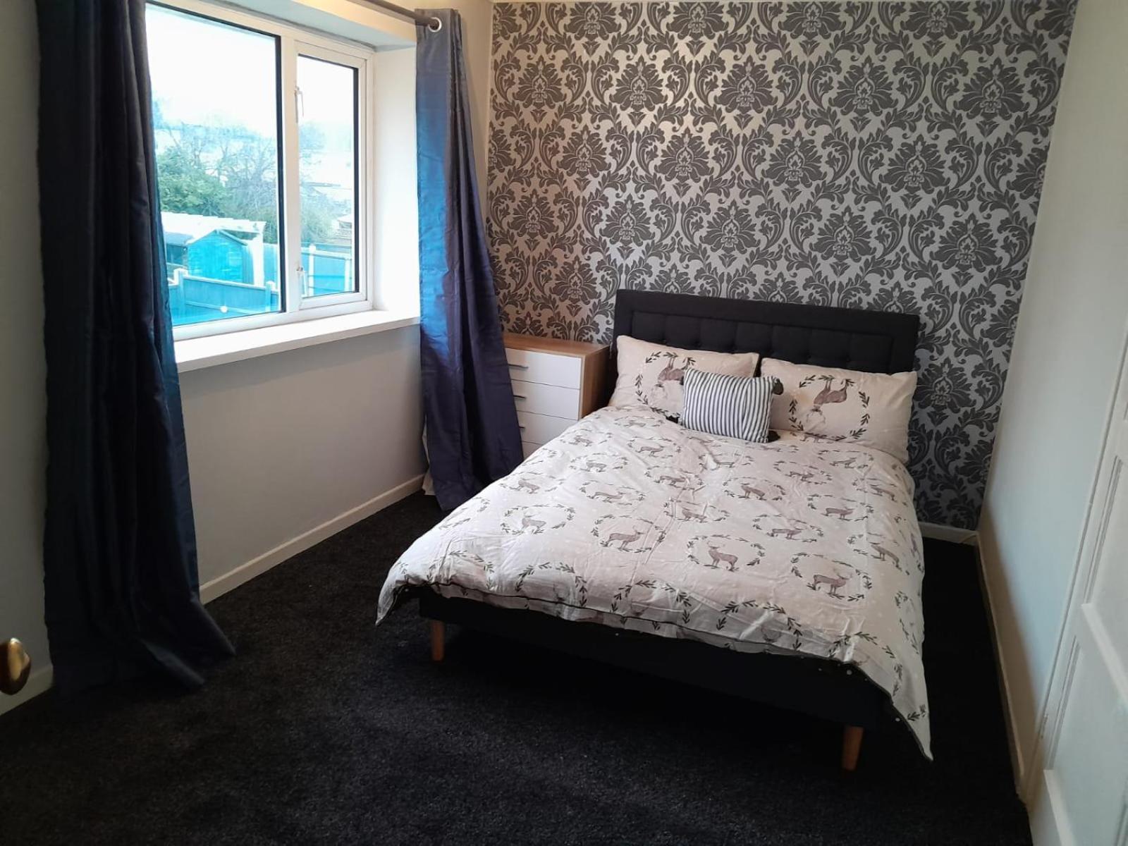 Holiday home Amazing 3 Bedroom Entire House