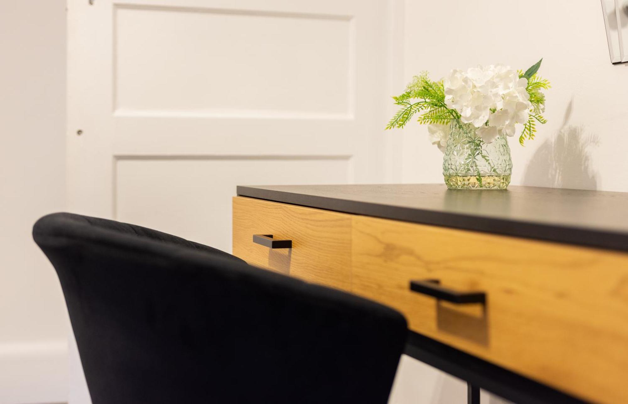 Mapperley Park Apartment *
