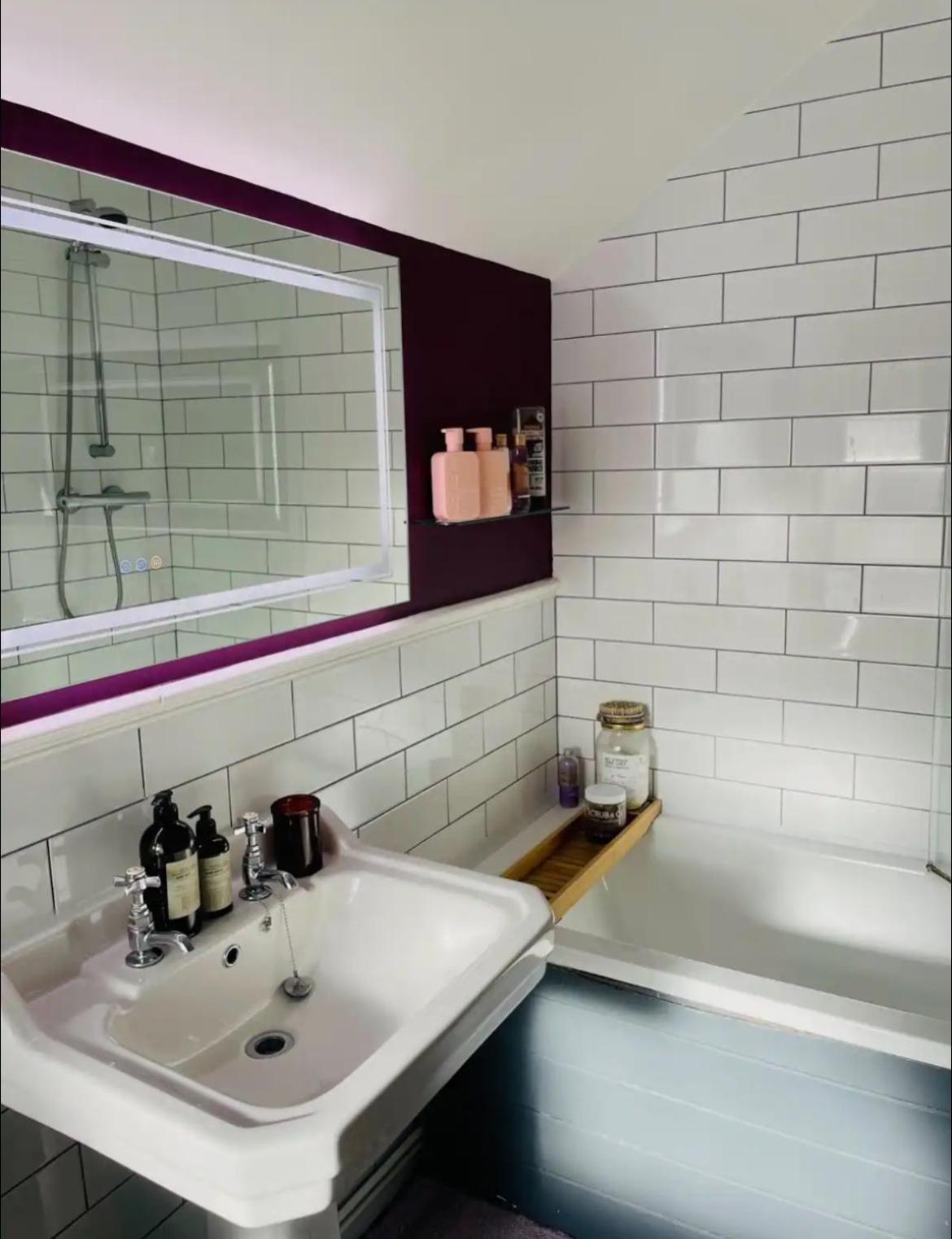 Holiday home 2-bedroom In The Heart Of West Bridgford *