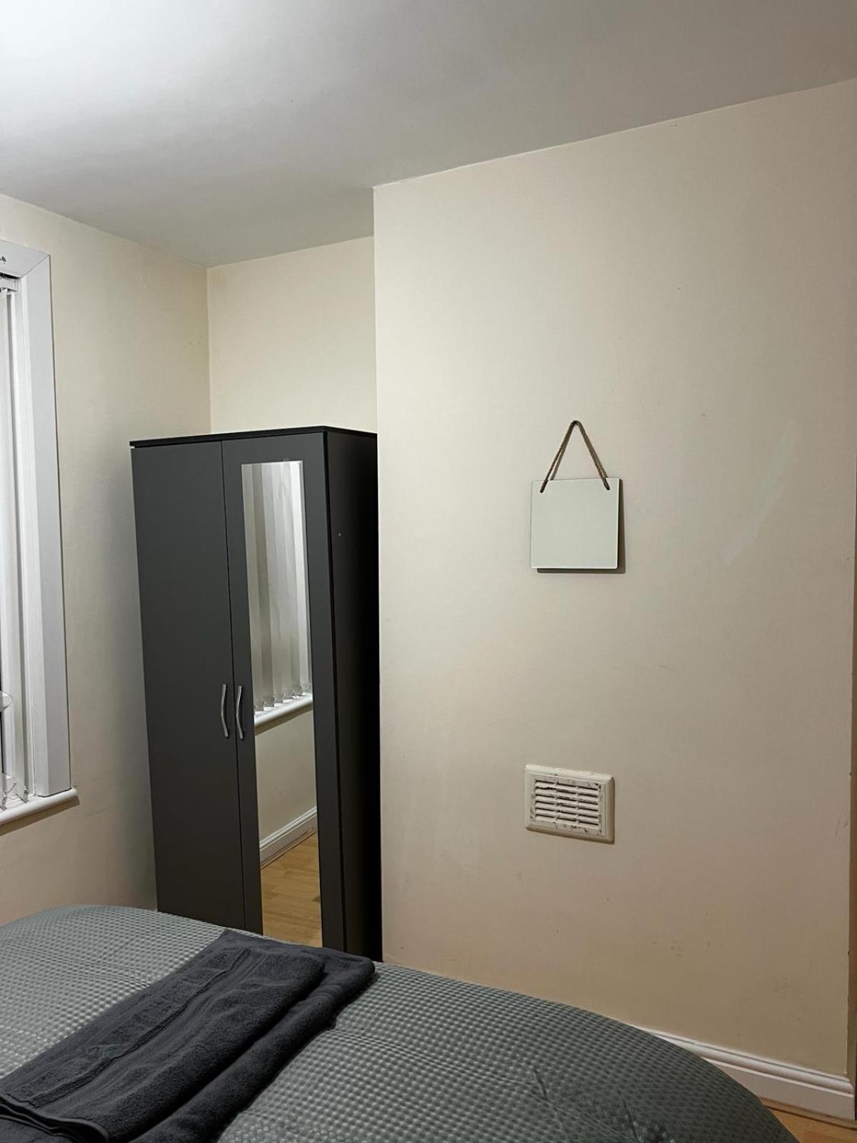 Holiday home 3 Bedroom House Near Cricket Ground *