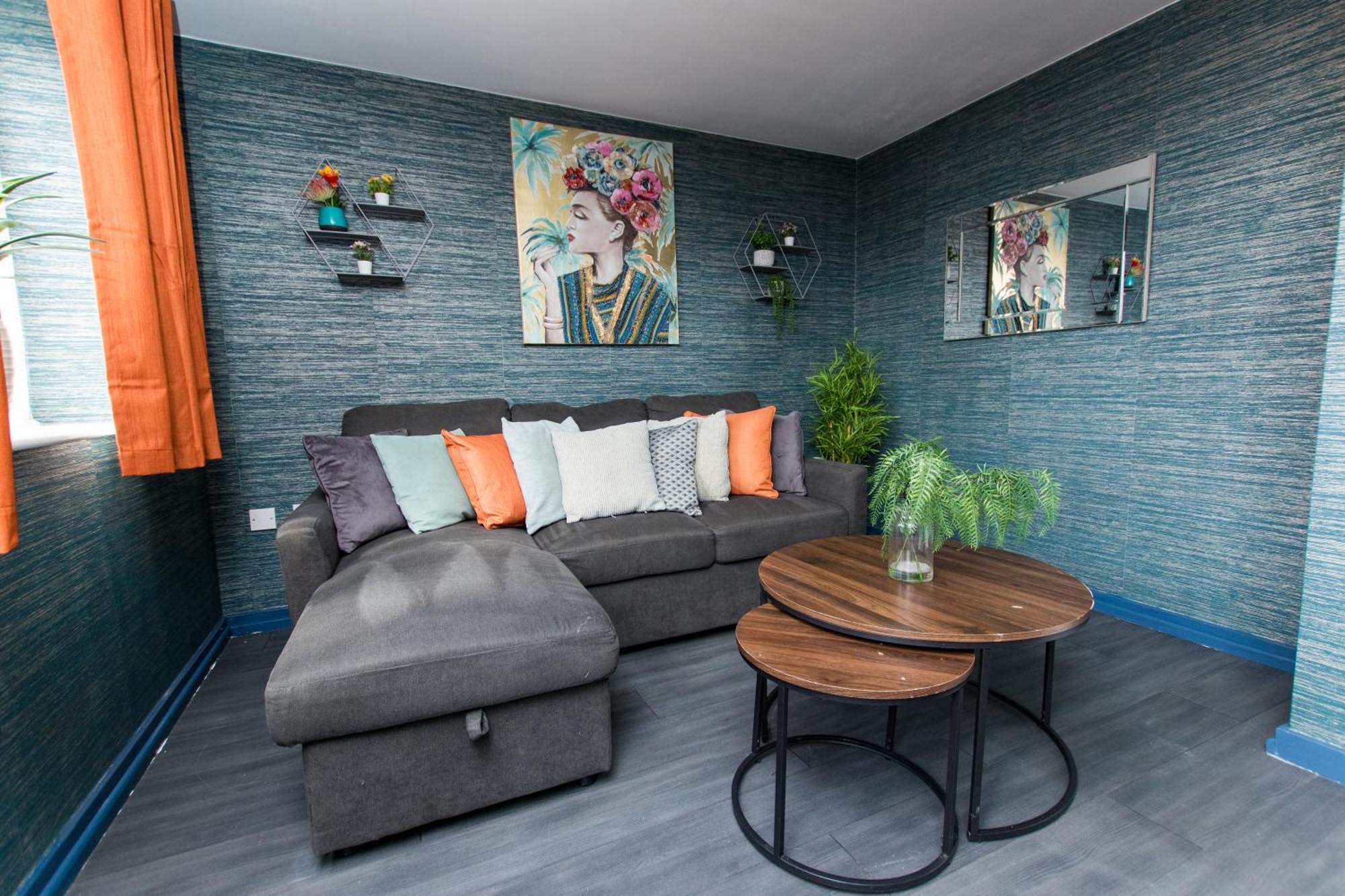 Apartment Free Parking 3 Bedroom House In Nottingham