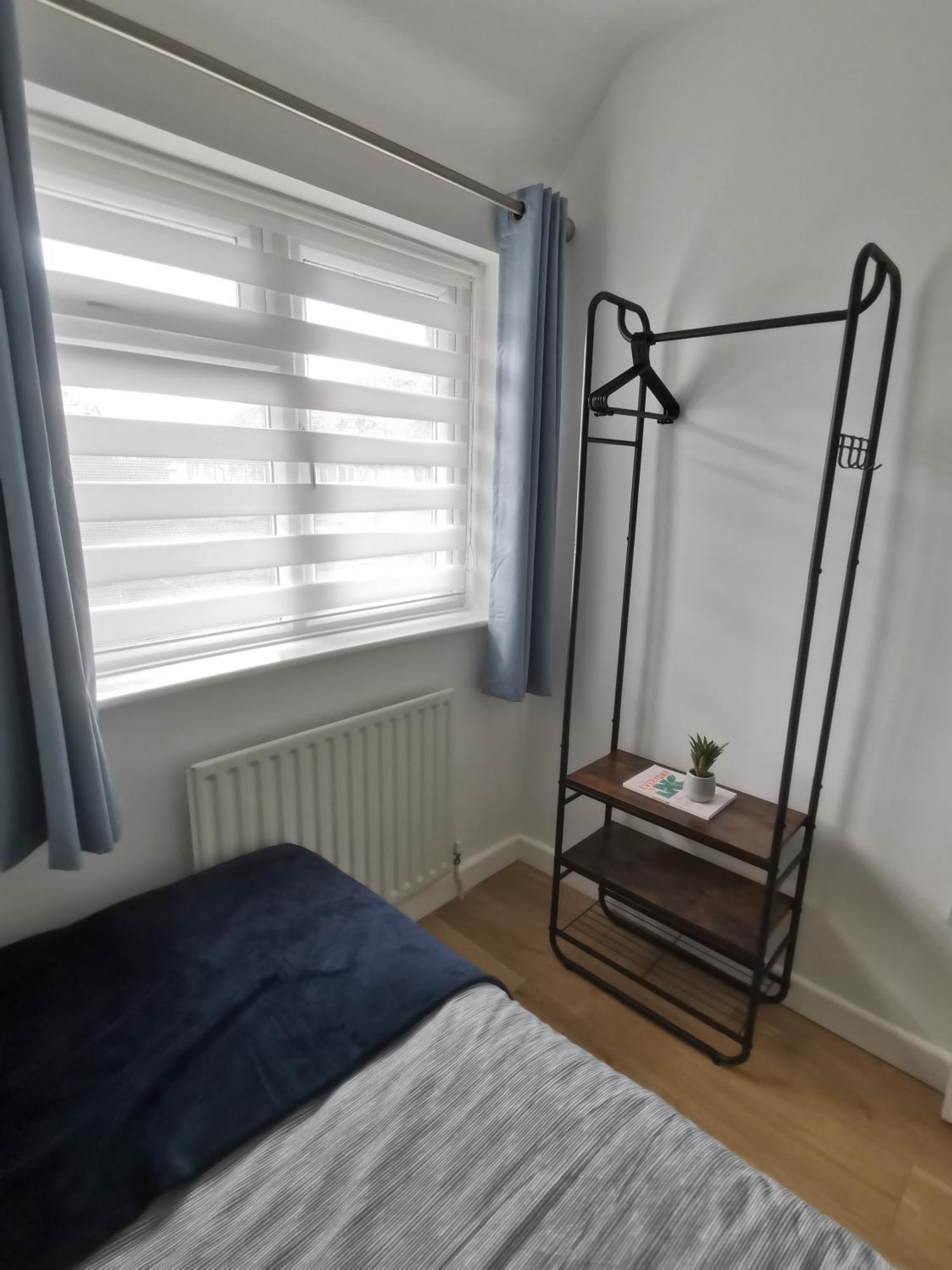 Holiday home Contemporary 3 Bedroom House With Garden And Private Parking Nottingham