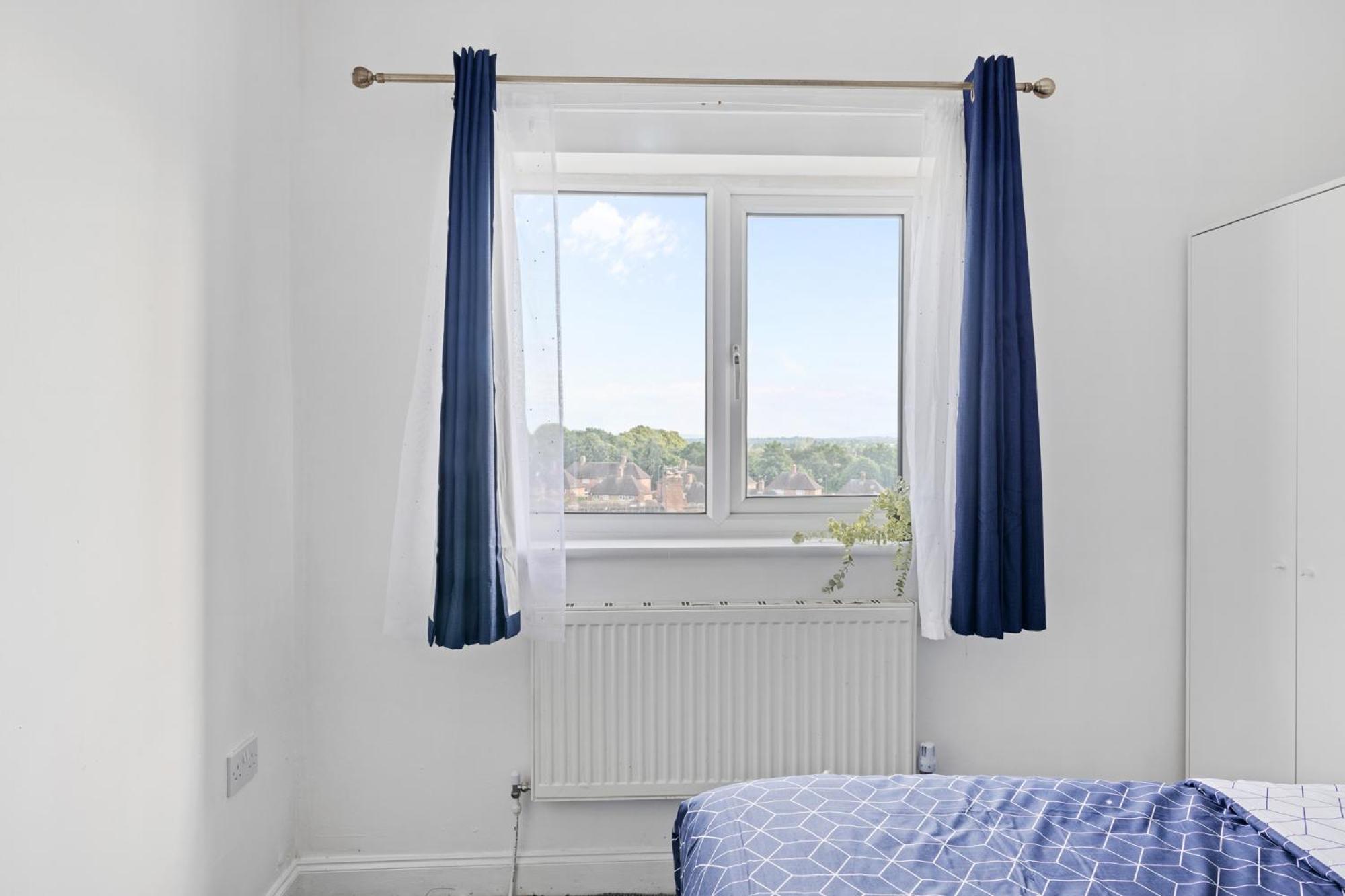 Jasig - Comfy 3 Bedroom House In Nottingham, Sleeps 6 *