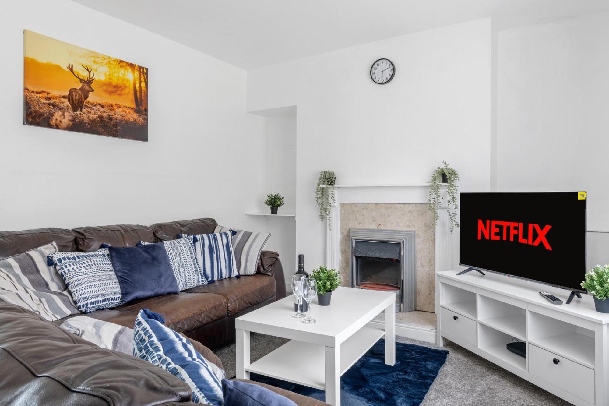 Apartamento Jasig - Comfy 3 Bedroom House In Nottingham, Sleeps 6 *