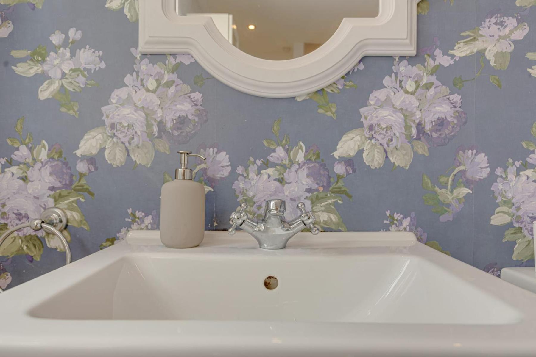 Holiday home Wollaton House