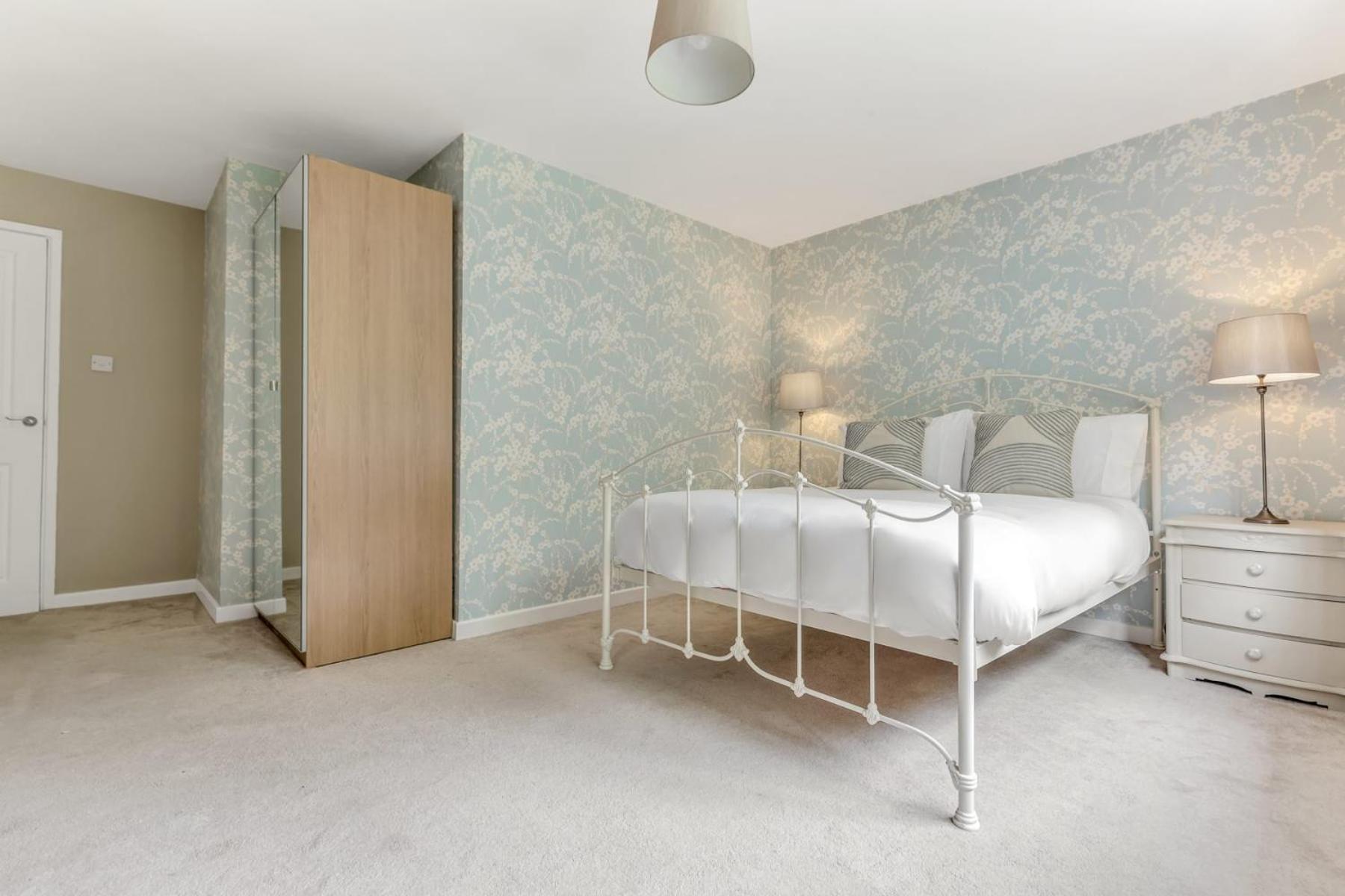Wollaton House Holiday home