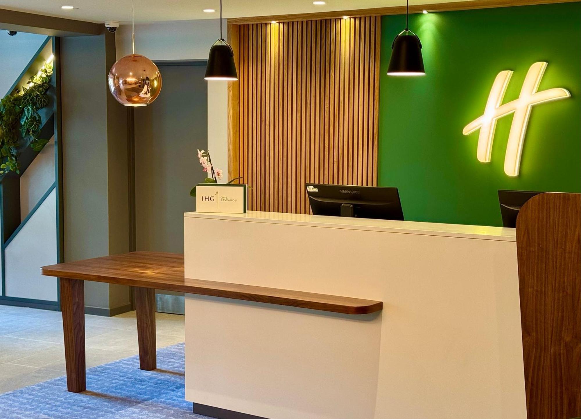 Hotel By Ihg 4*