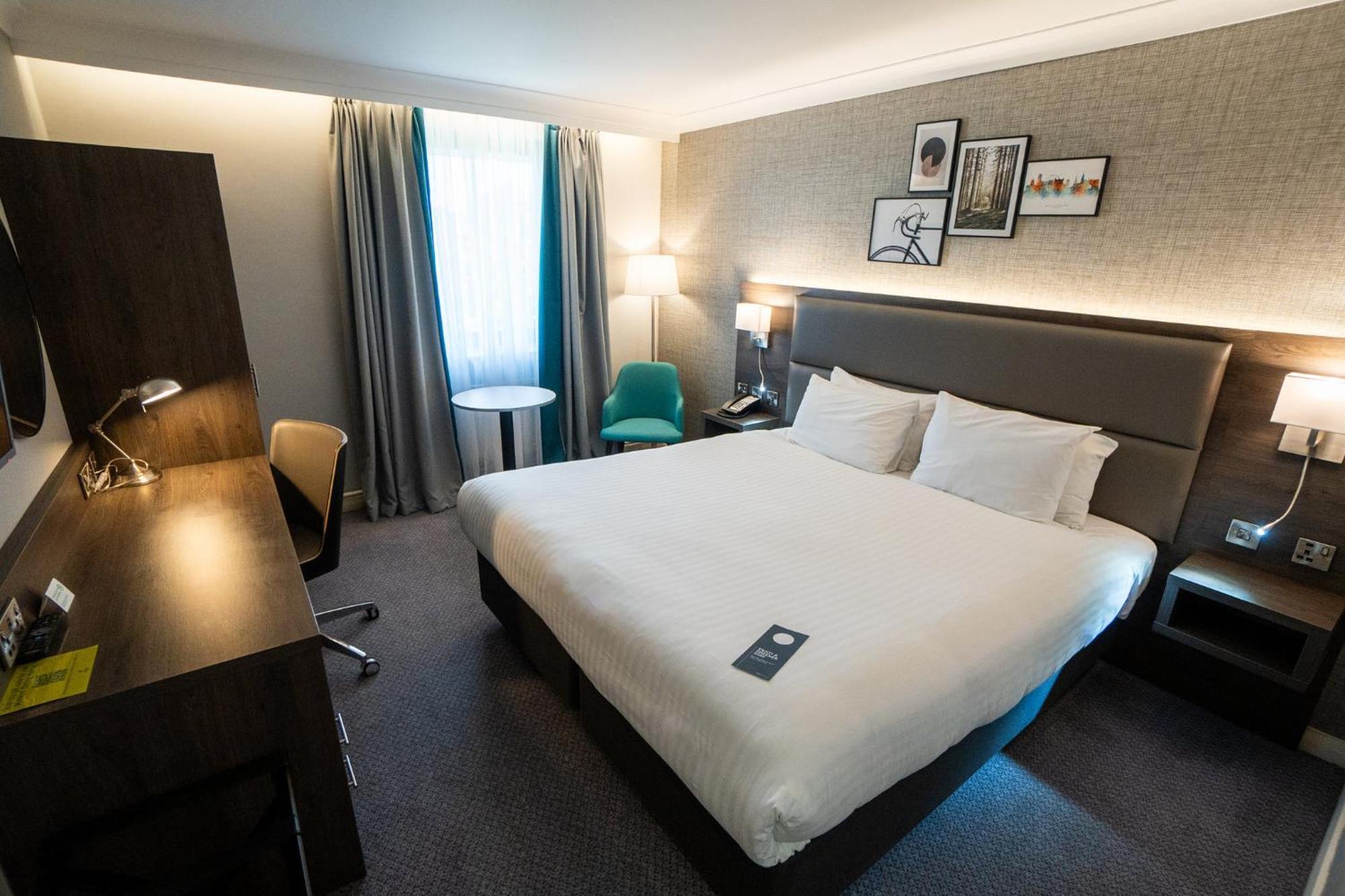 Hotel By Ihg