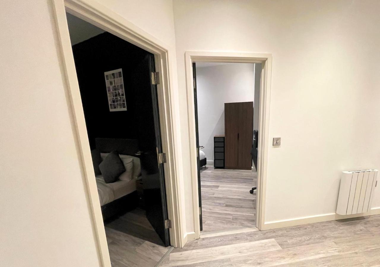Modern Comfort In Centre Nottingham