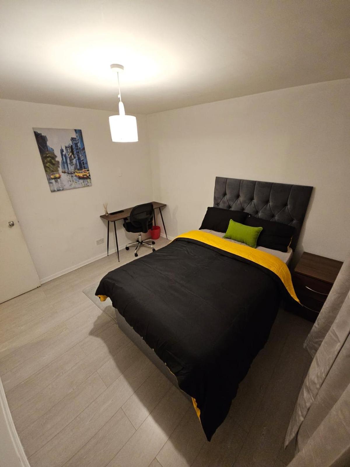 Spacious, Cozy Double 3 With Amenities Nottingham