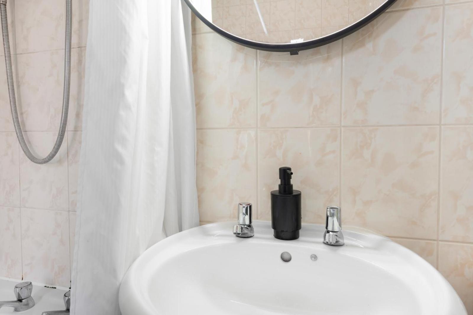 Holiday home Shanti Modern Relaxing 3br Nottingham