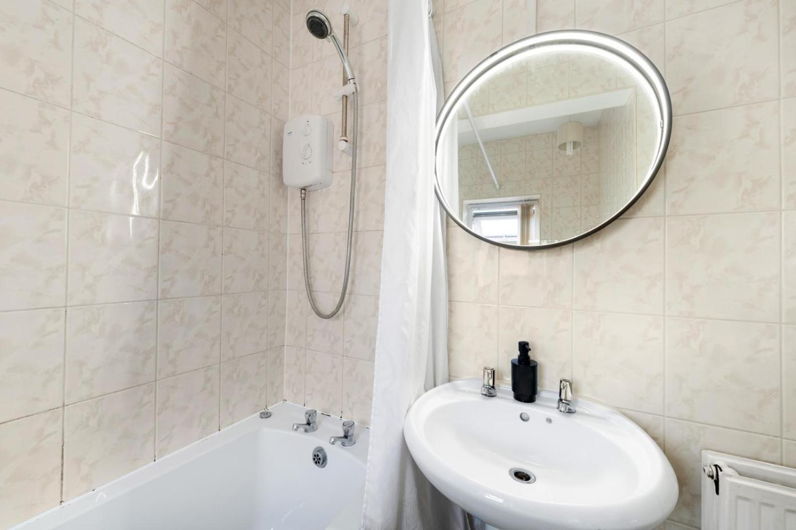 Holiday home Shanti Modern Relaxing 3br Nottingham