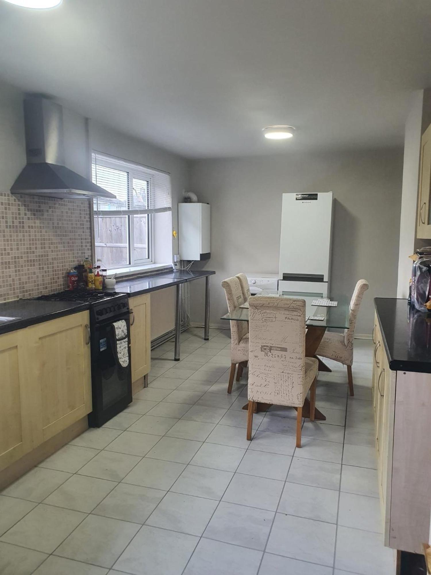 Amazing 3 Bedroom Entire House