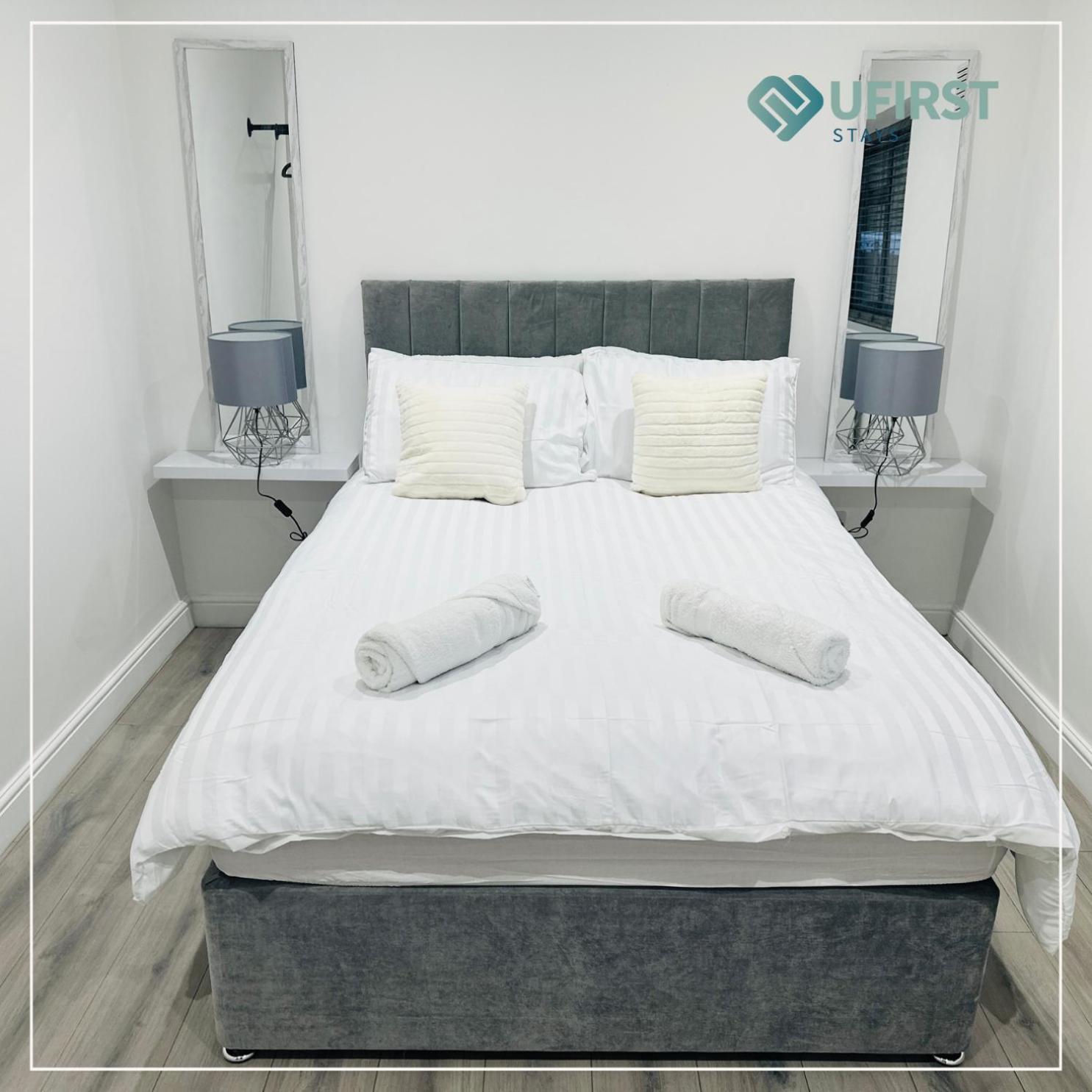 Luxury Meets Ease 4-Bed Home In Gedling - Near Colwick Country Park, Victoria Retail Park, City Centre & Nottingham Racecourse