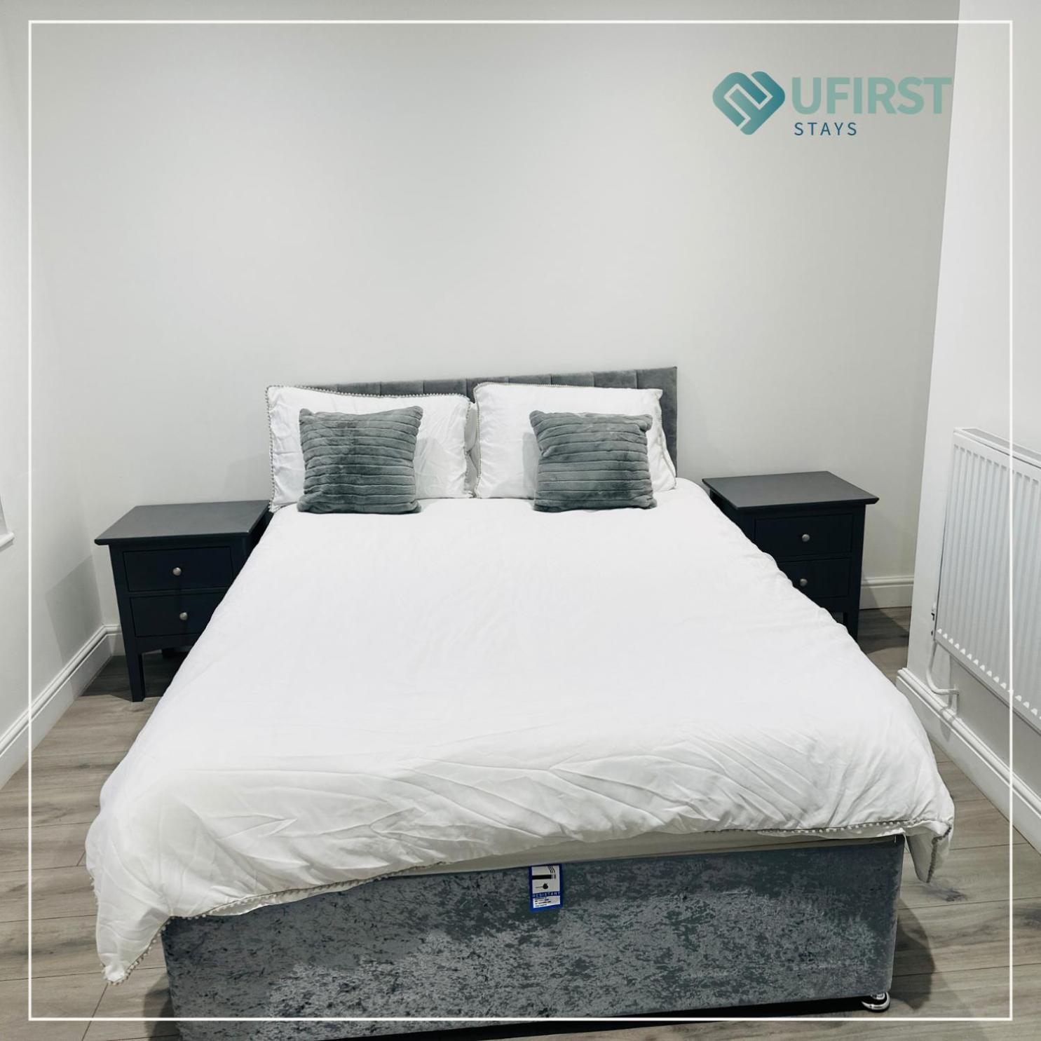 Apartment Luxury Meets Ease 4-Bed Home In Gedling - Near Colwick Country Park, Victoria Retail Park, City Centre & Nottingham Racecourse