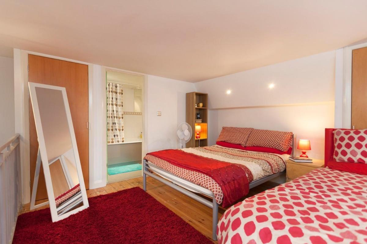 Apartment City Centre 2 Double Bedrooms New York Style Apartment - Most Central Location - Two Bathrooms And Full Kitchen In Thurland Street Close To Victoria Centre Shopping Centre - Free Onsite Parking Space For One Car Nottingham