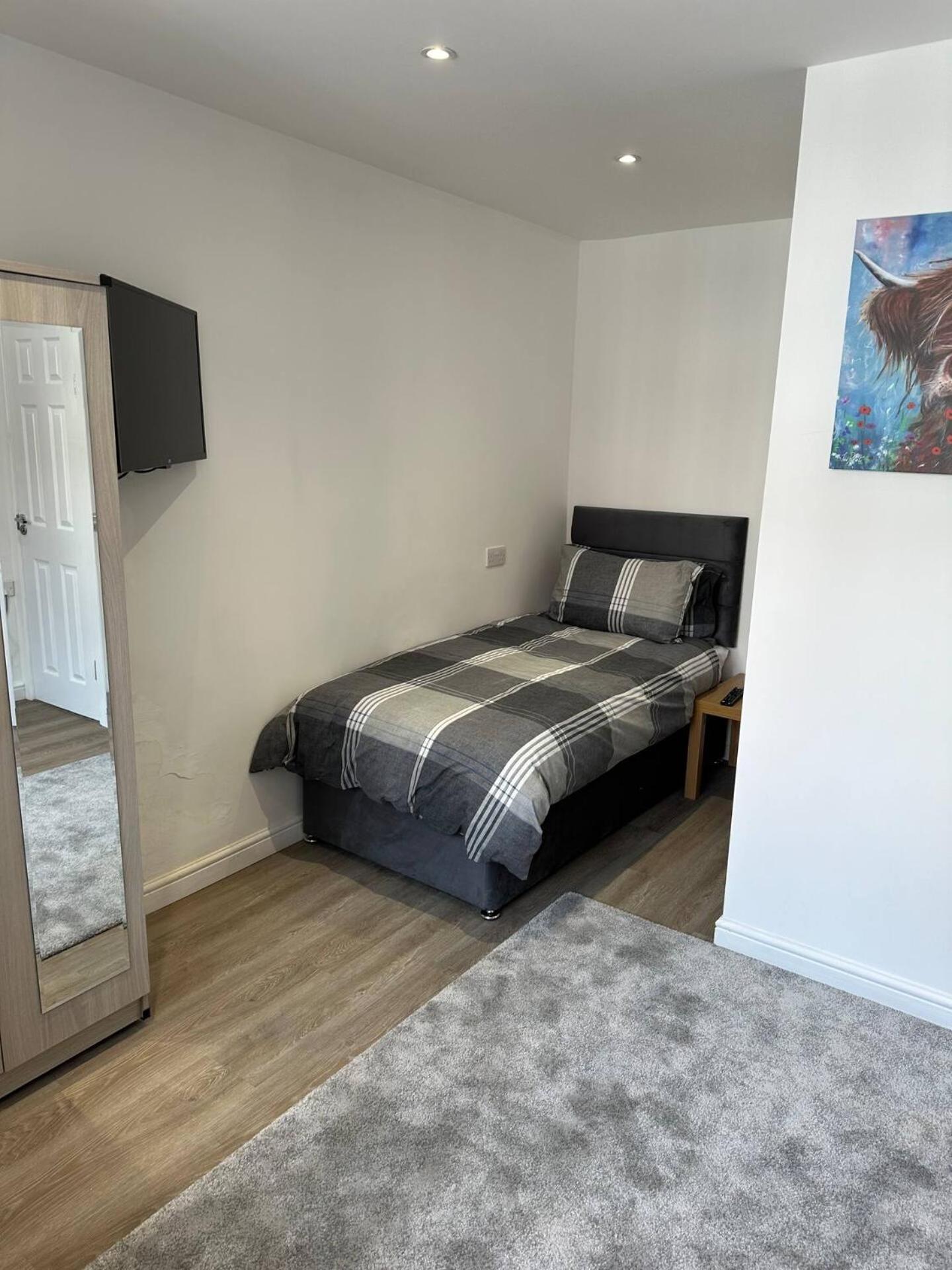 Private En-suite Bath For Solo #4 Holiday home *