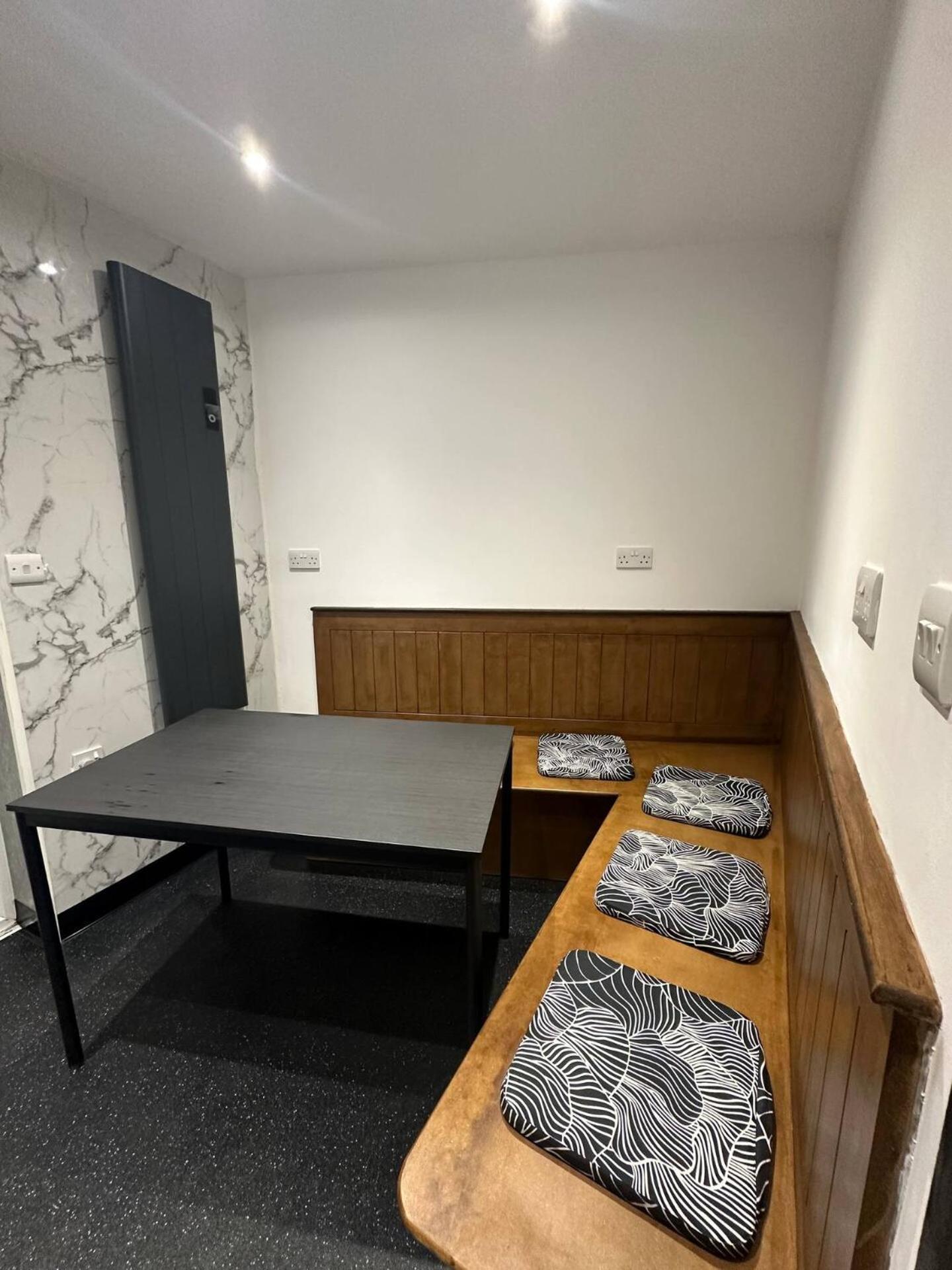 Private En-suite Bath For Solo #4 Nottingham