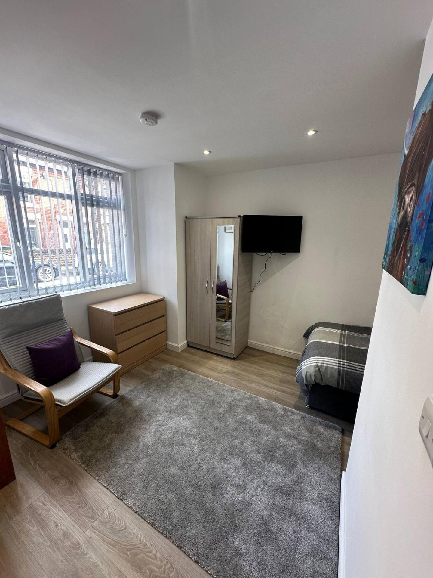 Private En-suite Bath For Solo #4 Holiday home *