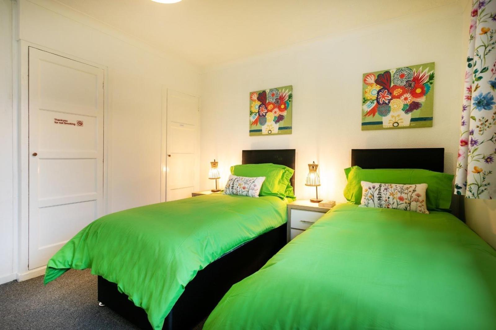 Holiday home 3br-5guests-parking-netflix-10mincentralnottingham *