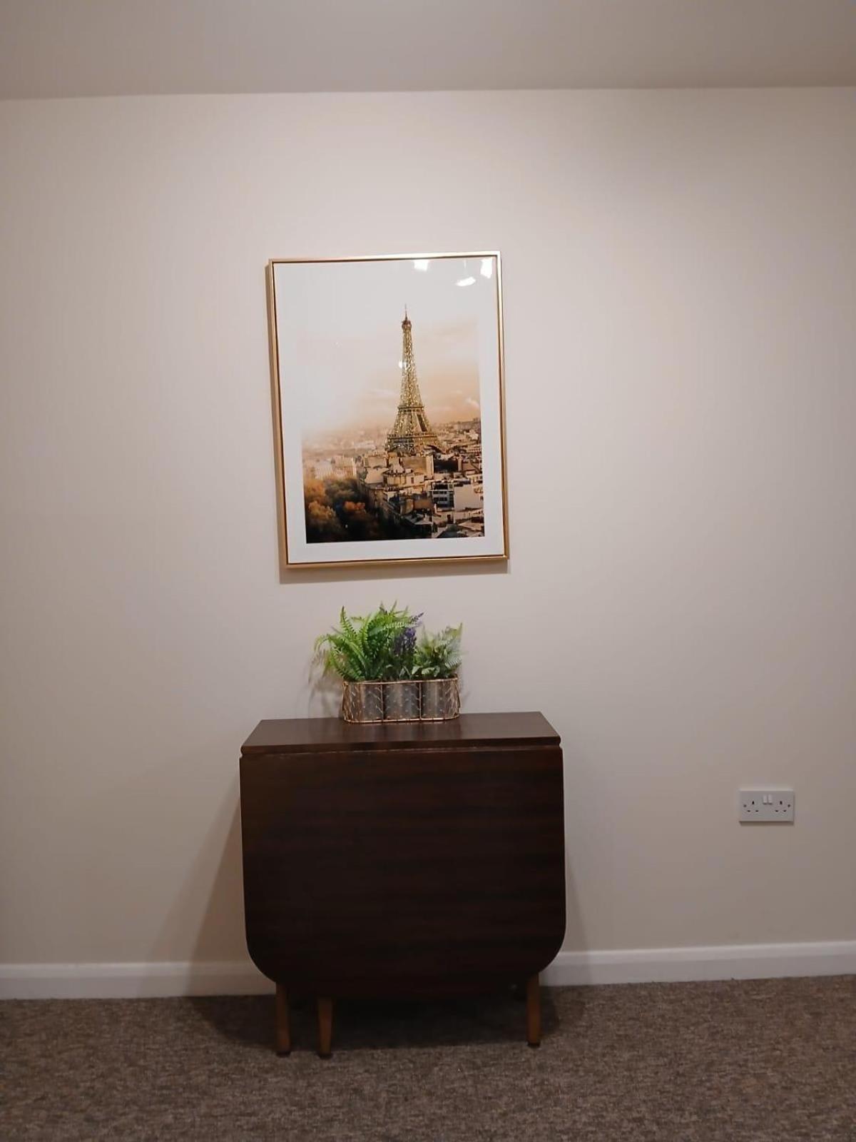 30 Royal Victoria Court Gamble Street 2 Bed Flat Apartamento *