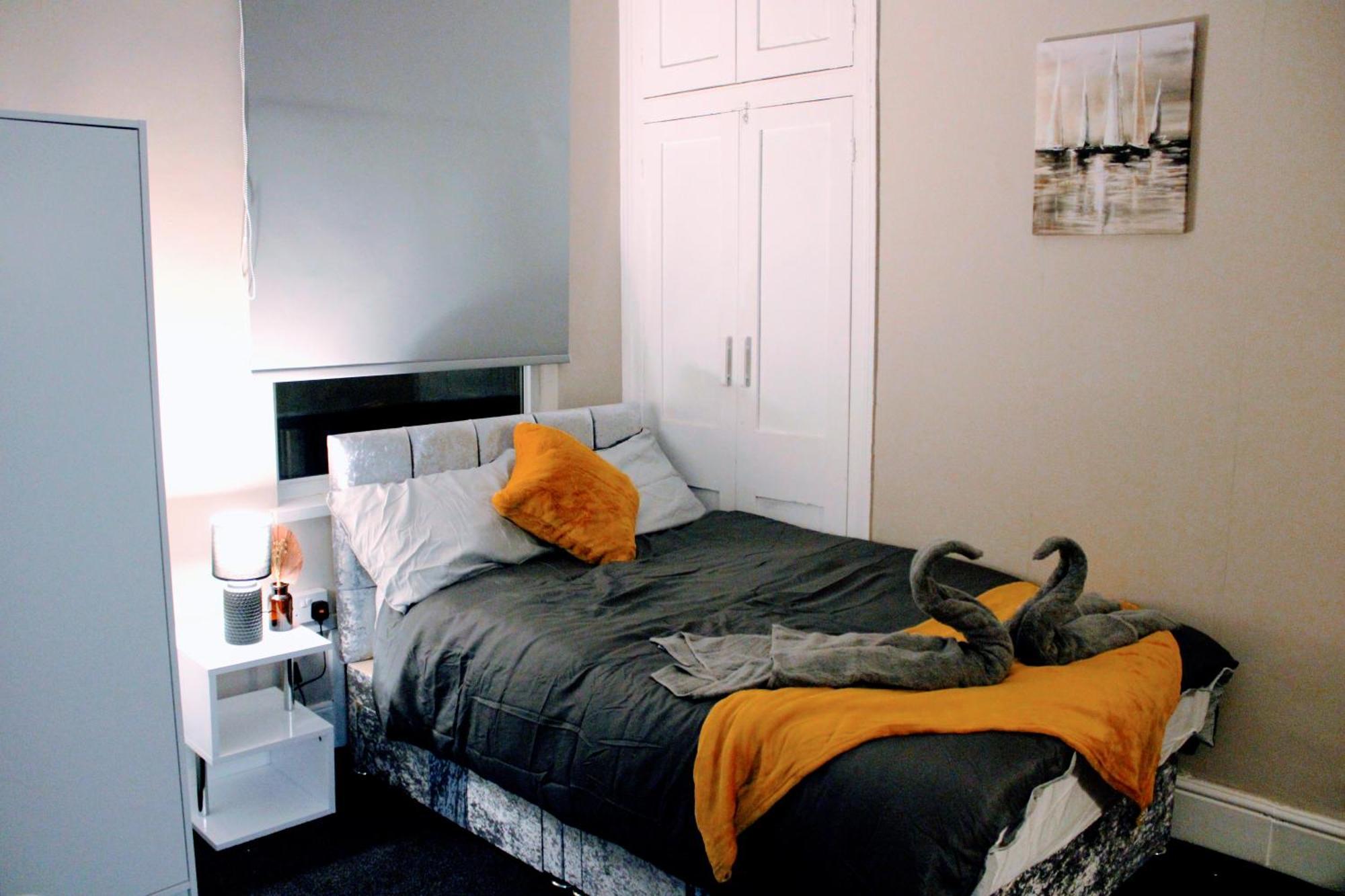 Comfortable - 54 Burns Street *