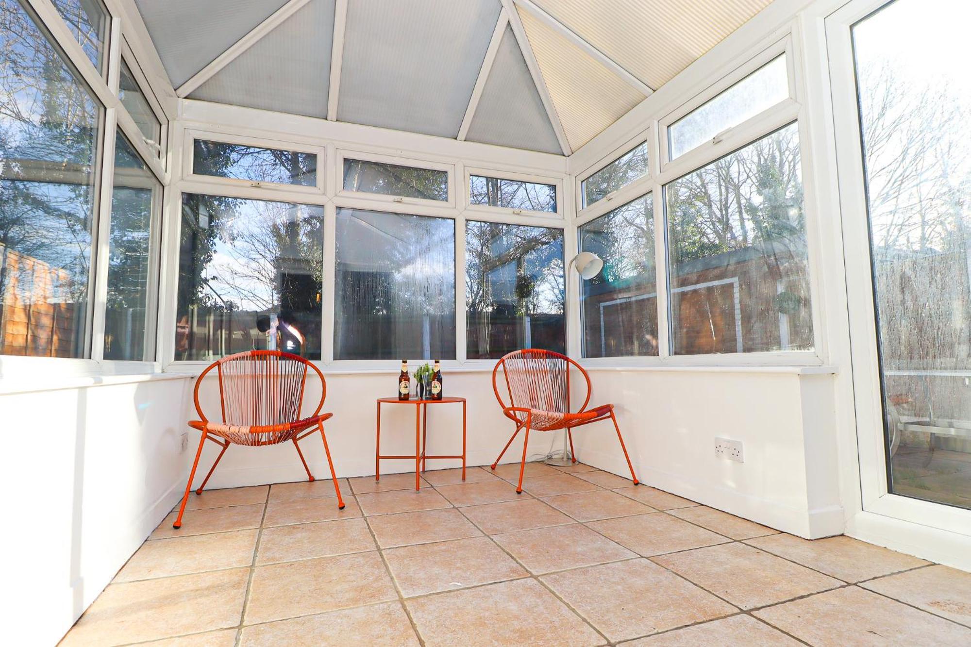 Holiday home 3br - Private Parking - Monthly Discounts *