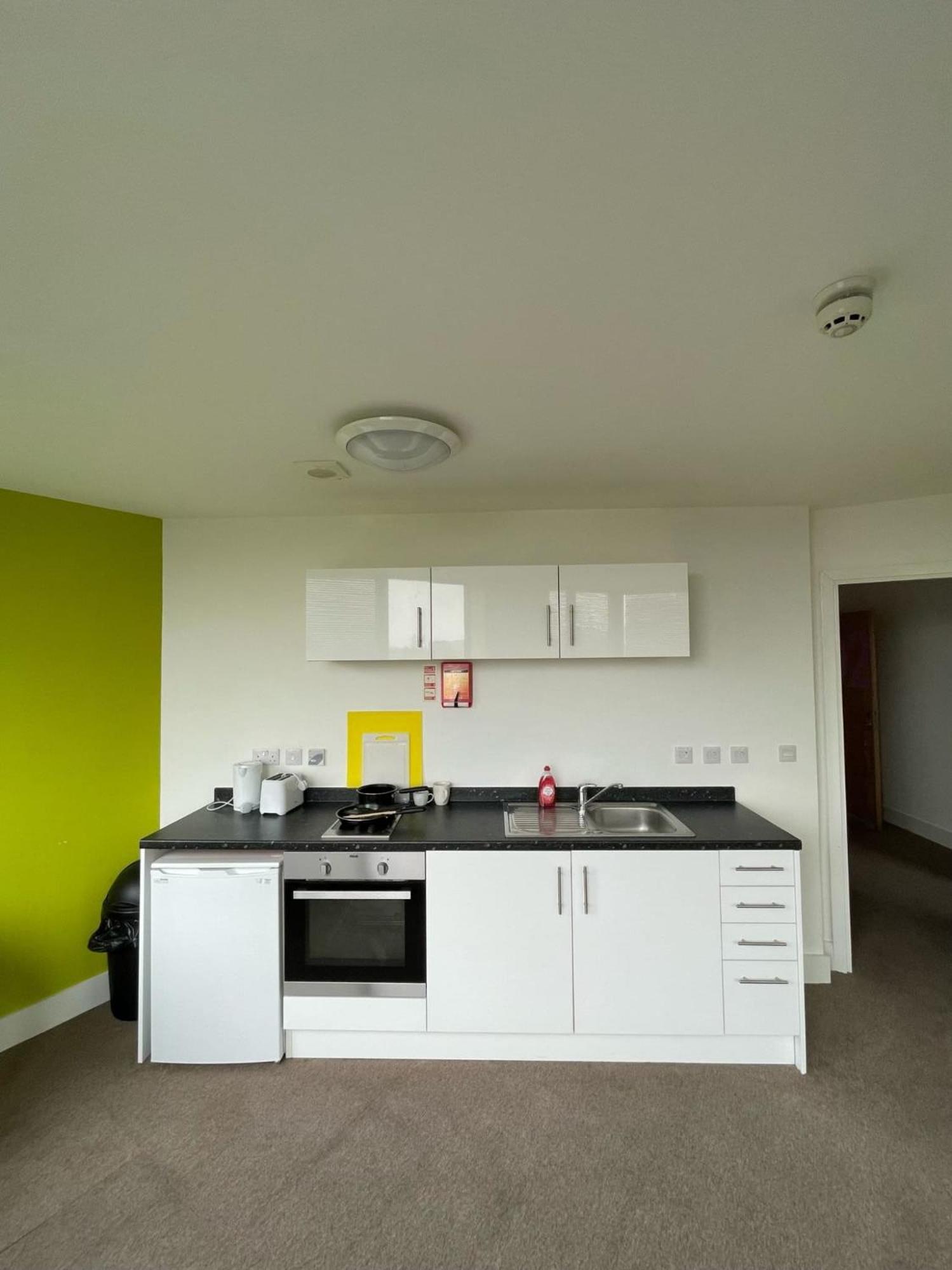 Cosy And Bright At Hydrogen
