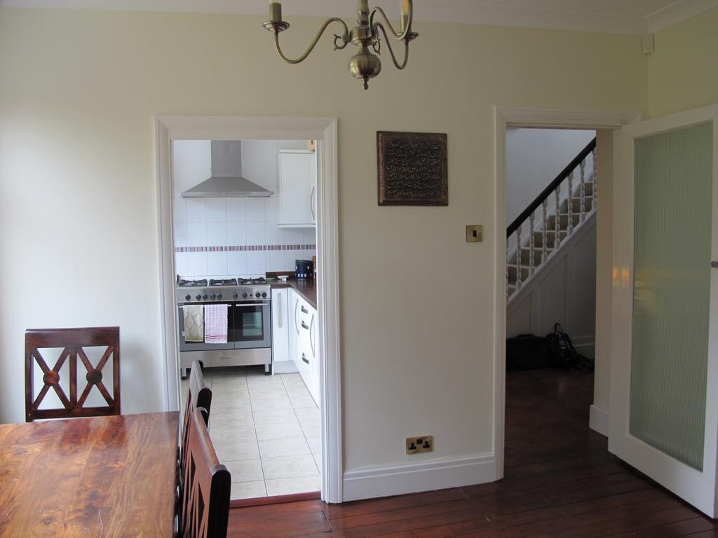 Westmorland - 4 House - Walking Distance To Qmc And - Free Parking Homestay Nottingham