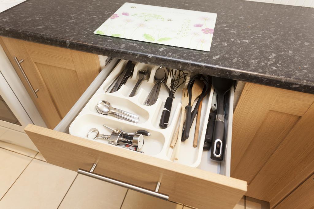 Victoria Centre Apartments: Shopping Hub With 24/7 Access Apartment *