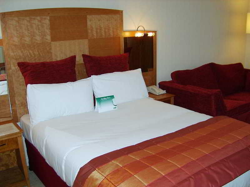 Hotel By Ihg 4*