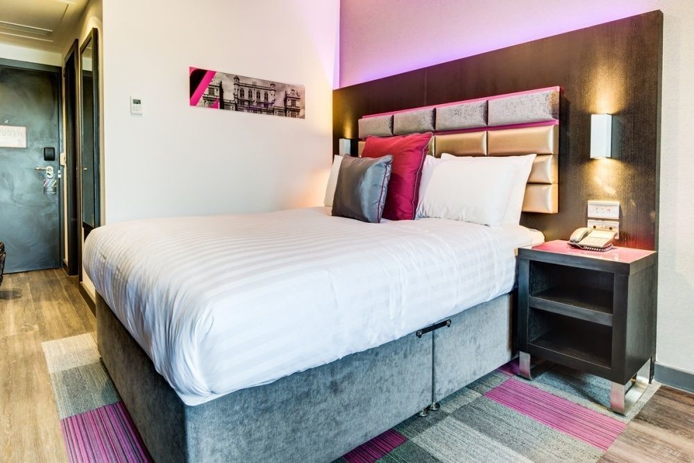Roomzzz Nottingham