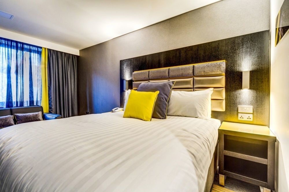 Roomzzz 4*