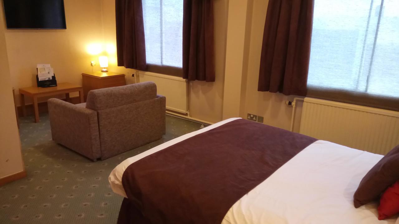 The Strathdon 3*