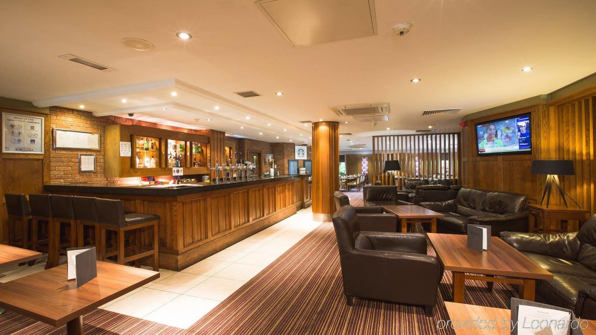 By Ihg