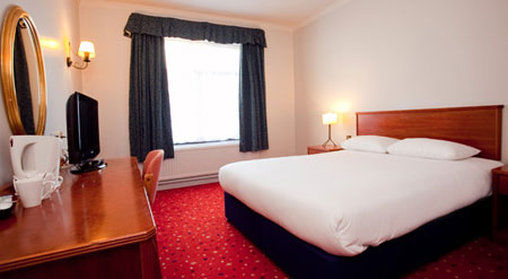 Travelodge Wollaton Park Hotel 3*
