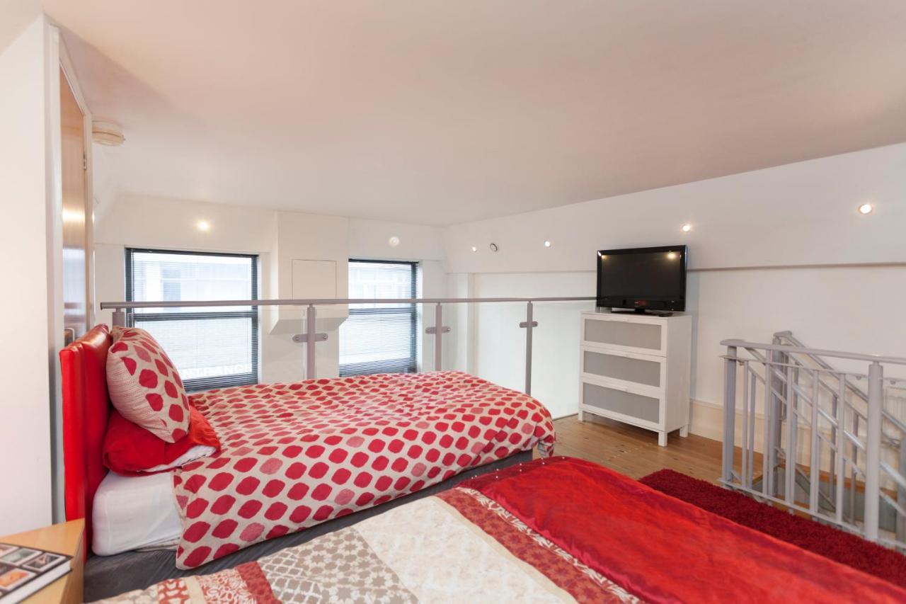 Victoria Centre Apartments: Shopping Hub With 24/7 Access Apartment *