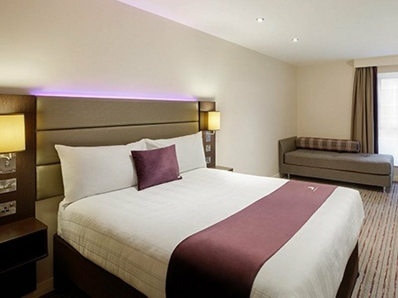 Premier Nottingham