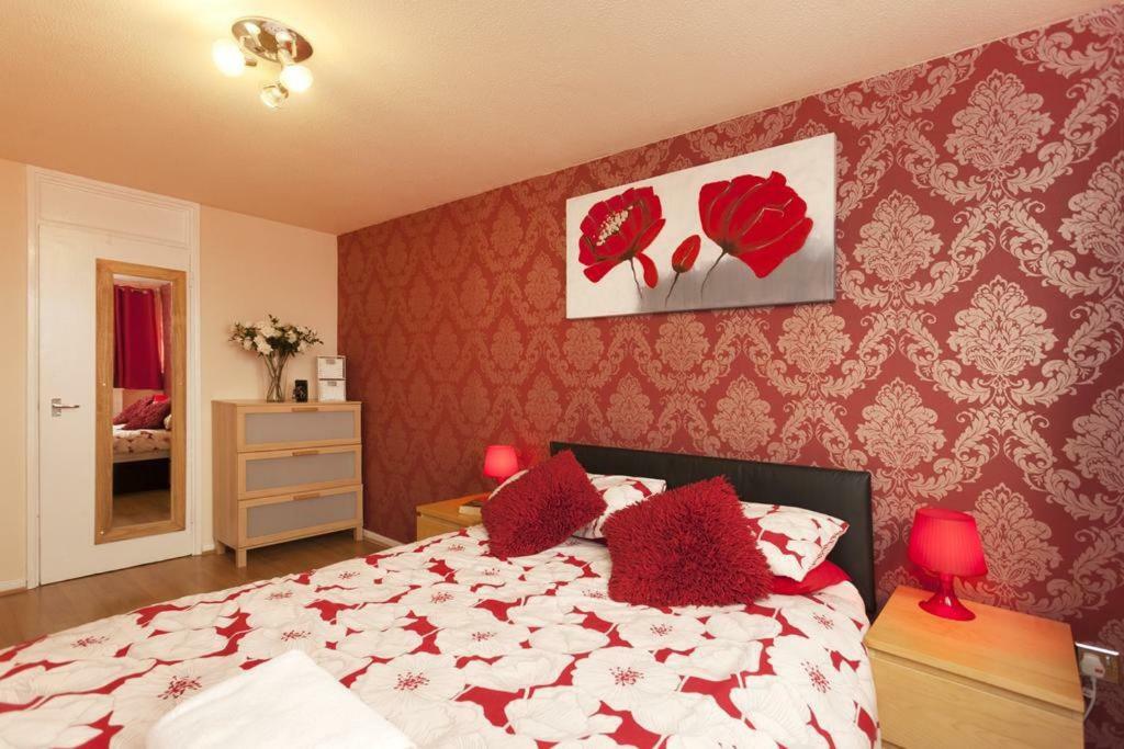 Victoria Centre Apartments: Shopping Hub With 24/7 Access * Nottingham