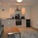 Meadow Apartments Nottingham