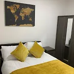 Relaxing And Modern 2 Bed City Centre Apartment