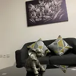 Relaxing And Modern 2 Bed City Centre Apartment