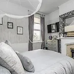 Sunny Mount Bed And Breakfast