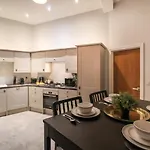3 Bedroom City Centre Townhouse