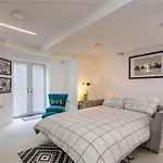 Cosy Apartment In West Bridgford, Close To Transport Links And Walking Distance To Cricket And Football