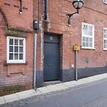 The Hollows - Sleek And Stylish 1Bed Near Central Nottingham