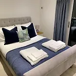Modern & Unique 1 Bed Close To Nottingham Uni & City Centre - Free Parking